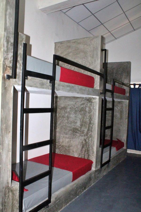 Pranaya Hiriketiya Hostel Dikwella Ngoại thất bức ảnh